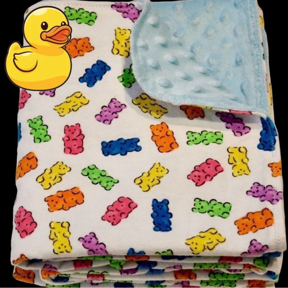 BRAND NEW👶💙🧸Adorable Handcrafted Baby Blanket
